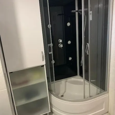 House In Center Apartment *